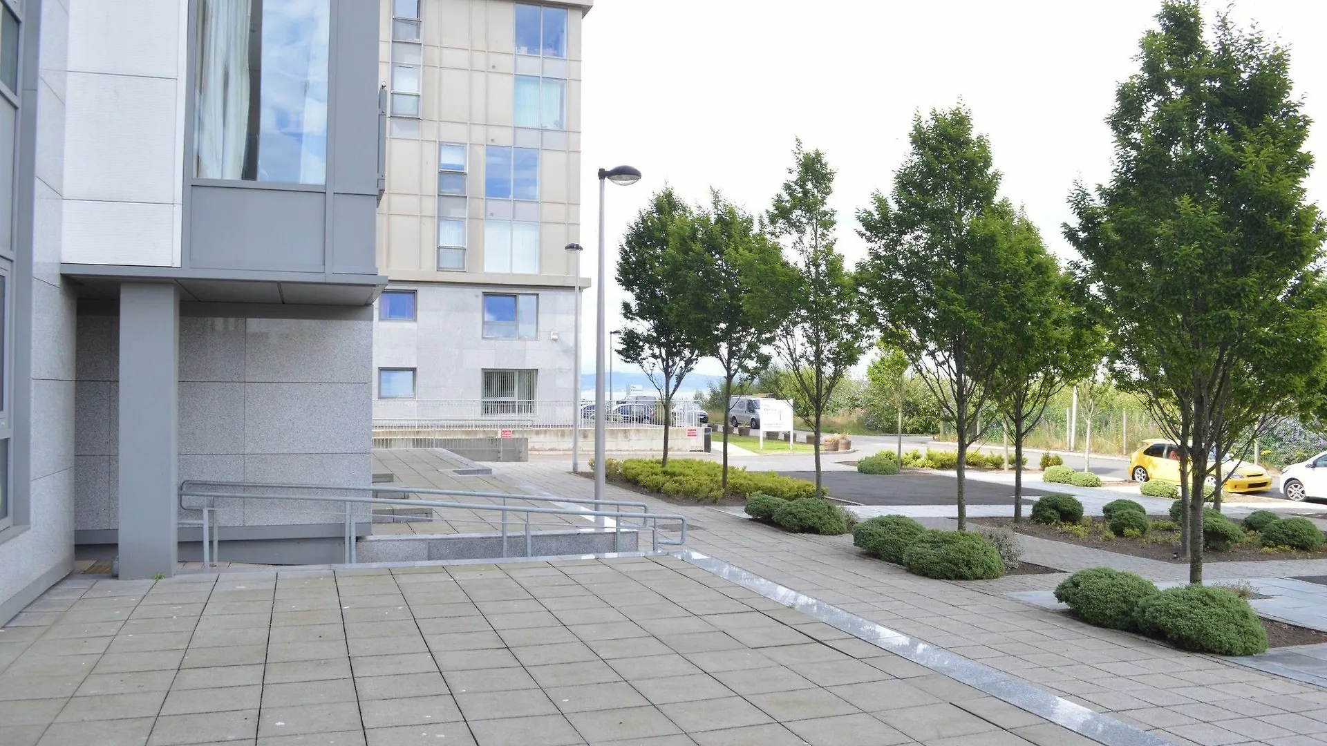 2 Bedroom Apartment By The Sea Edinburgh